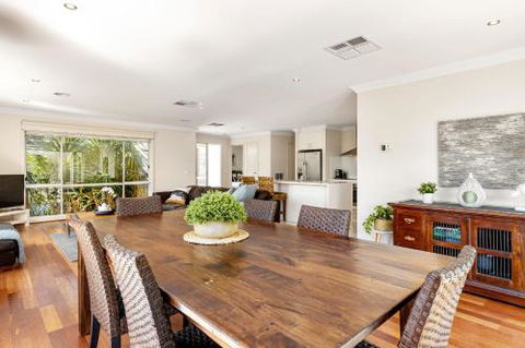 Rosebud Seaside Accommodation - Accommodation Broadbeach 0