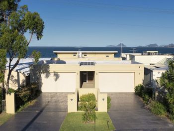 Soldiers Point Road 2 163 Seaside Splendour - Accommodation Broadbeach 6