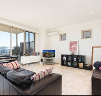 Stylish 2 Bdr Overlooking Parsley Bay H379 - Accommodation Broadbeach