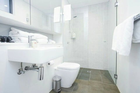 B03-darling Harbour 1 BDR APT - Accommodation Broadbeach 3