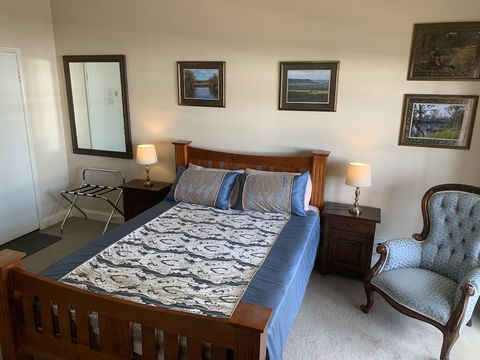 Settlers Hotel York - Accommodation Broadbeach 3