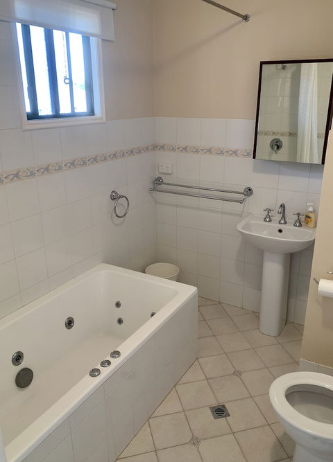 Settlers Hotel York - Accommodation Broadbeach 5