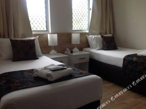 BEST WESTERN CASTLE LODGE MOTEL - Accommodation Broadbeach 5