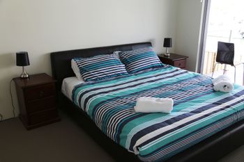 Waters Edge - Accommodation Broadbeach 4