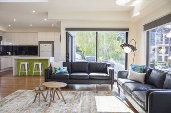 Boutique Stays Palmerston South Melbourne - Accommodation Broadbeach 4