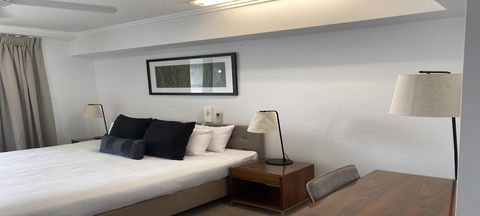 Airtrip Apartments On Carlyle St. Mackay - Accommodation Broadbeach 4