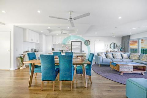 ZEN TOWERS - COZY HOLIDAY HOME For Families In CBD - Accommodation Broadbeach 1