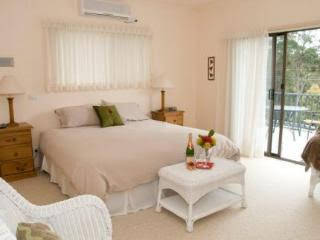 Batemans Bay Manor - Accommodation Broadbeach 0