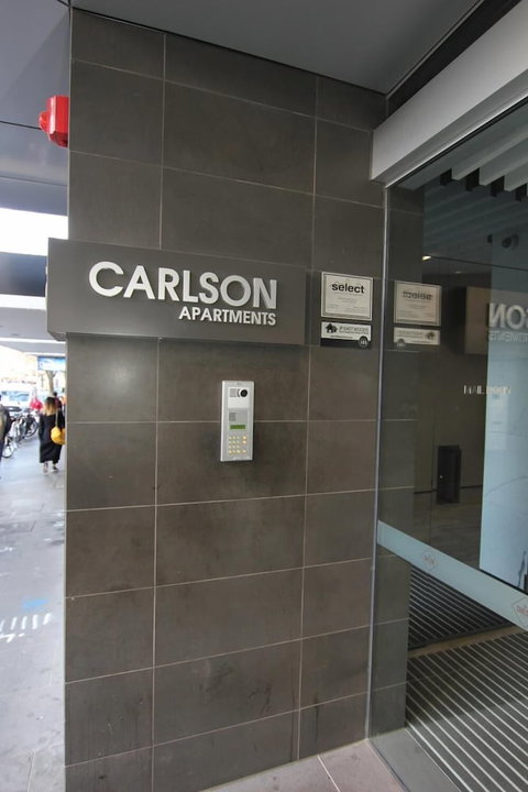 Carlson CBD Apartments - Accommodation Broadbeach 1