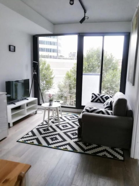 Carlson CBD Apartments - Accommodation Broadbeach 3