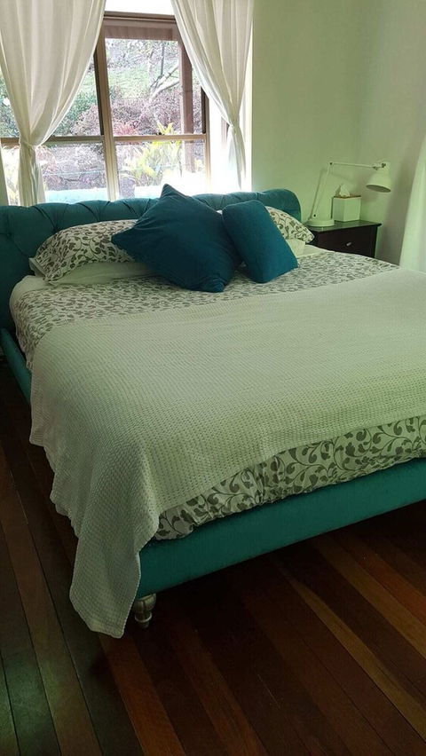 1 Bedroom Home Surrounded By Nature - Accommodation Broadbeach 2