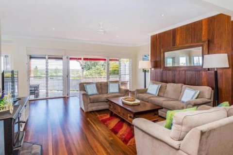 Kenlee Family & Pet Friendly - Accommodation Broadbeach 6