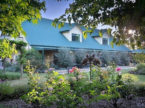 Stableford House Bed & Breakfast - Accommodation Broadbeach 2