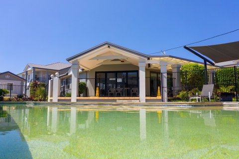 Meridian Beachside Apartments - Accommodation Broadbeach 3