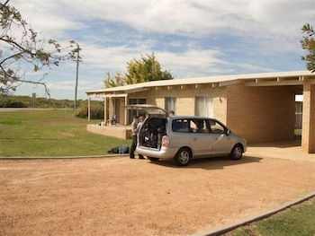 Cervantes Holiday Homes - Accommodation Broadbeach 1