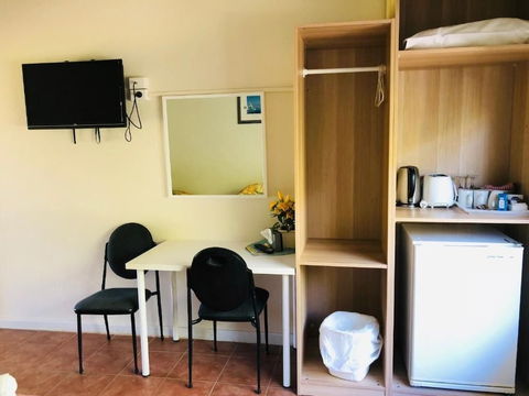 Jurien Bay Hotel - Accommodation Broadbeach 4