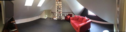Tyneside Gatehouse - Accommodation Broadbeach 1