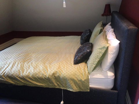 Tyneside Gatehouse - Accommodation Broadbeach 3
