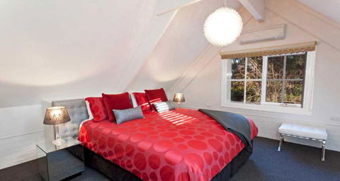 Tyneside Gatehouse - Accommodation Broadbeach 6