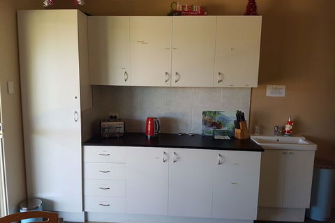 The Heights Bed & Breakfast - Accommodation Broadbeach 6