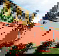 Cedar Lodge Motel Townsville - Accommodation Broadbeach