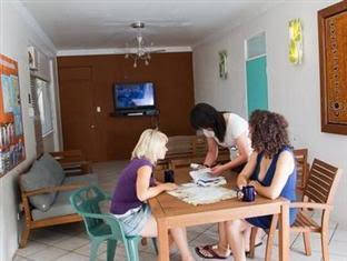 Darwin YHA - Accommodation Broadbeach 0