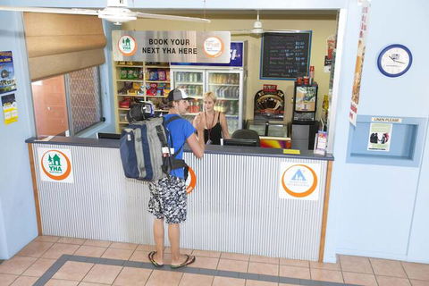 Coffs Harbour YHA Hostel / Backpackers - Accommodation Broadbeach 7