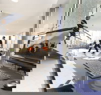 Ramada Encore by Wyndham Belconnen Canberra - Accommodation Broadbeach