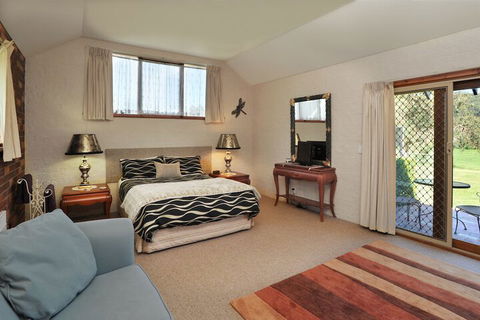 Langbrook Estate Cottages - Accommodation Broadbeach 6