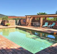 Langbrook Estate Cottages - Accommodation Broadbeach