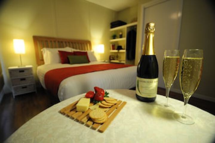 Gisborne South VIC Accommodation Broadbeach