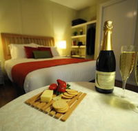 Gisborne Peak Winery Cottages - Accommodation Broadbeach