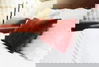 Island Cove Villas (Previously Known Surf & Circuit Holiday Accommodation) - Accommodation Broadbeach 0