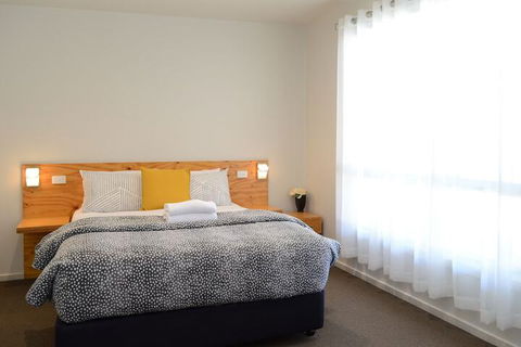 Motel On Alpine - Accommodation Broadbeach 7