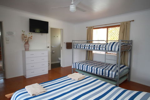 Seaforth Holiday Units - Accommodation Broadbeach 4