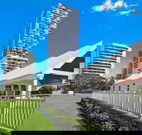 Palmerston Tower Holiday Apartments - Accommodation Broadbeach