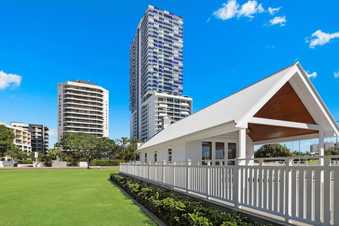 Palmerston Tower Holiday Apartments - Accommodation Broadbeach 0