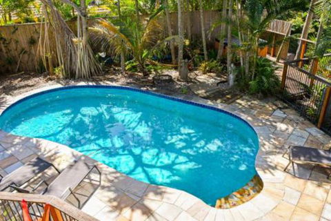 Pandanus Waterhouse - Accommodation Broadbeach 3