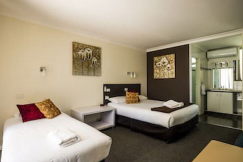 Plainsman Motel - Accommodation Broadbeach 0
