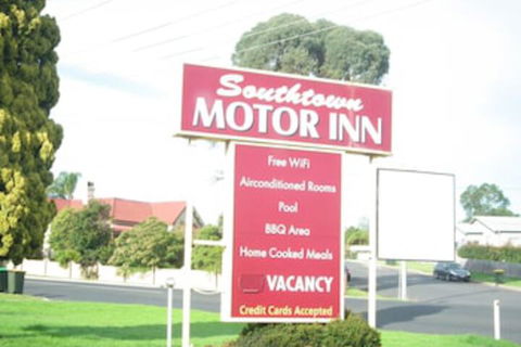 Bega Southtown Motor Inn - Accommodation Broadbeach 0