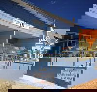 Penguin Beachfront Apartments - Accommodation Broadbeach