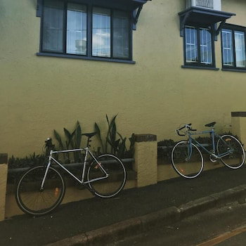 Banana Bender Backpackers - Accommodation Broadbeach 0