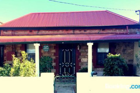 A Miners Rest - Accommodation Broadbeach 0