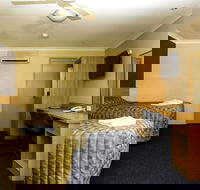 Sun Palms Motel - Accommodation Broadbeach