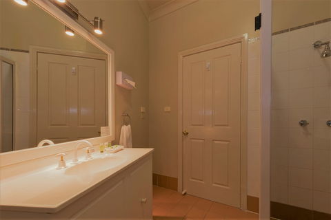 Bowen Inn Motel - Accommodation Broadbeach 5