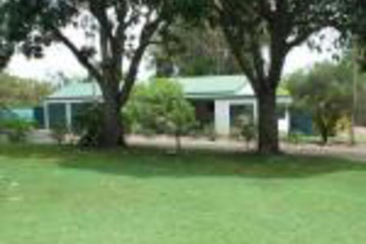 New Moonta QLD Accommodation Broadbeach