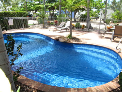 Tropical Beach Caravan Park - Accommodation Broadbeach 1