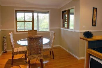Barrington Hideaway- River Cottages - Accommodation Broadbeach 4