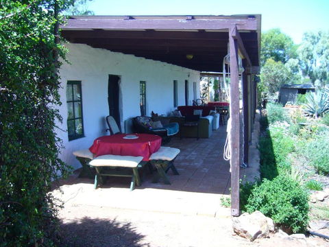 Old Miners Cottages Bed & Breakfast - Accommodation Broadbeach 4
