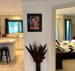 Emerald Creek Cottages - Accommodation Broadbeach